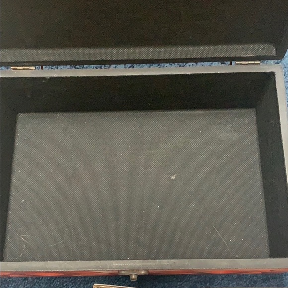 Jewelry box - Picture 3 of 7